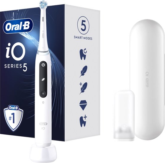 Электрическая зубная щетка Oral-B iO 5 IOG5.1A6.1DK (белый) - фото