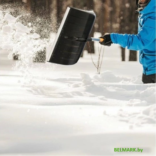 Лопата для уборки снега Fiskars X-Series 1057189 - фото2