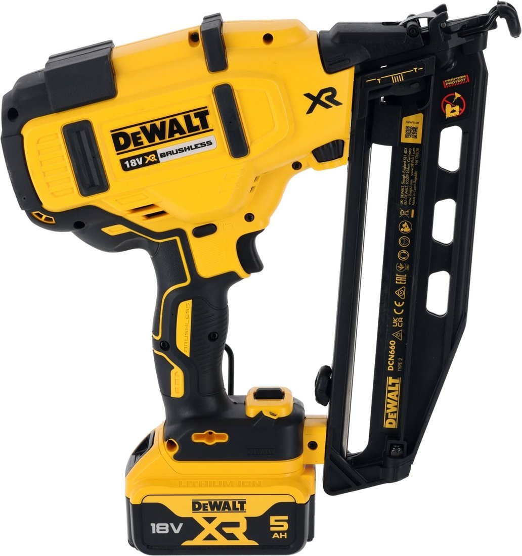 DeWalt DCN660P2 (с 2-мя АКБ, кейс) - фото2
