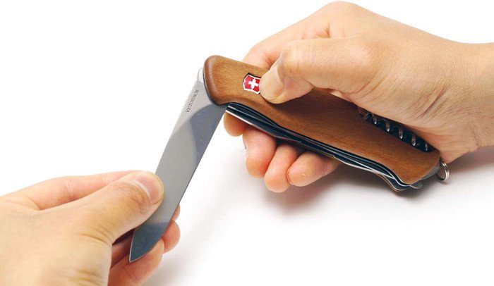 Туристический нож Victorinox RangerWood 55 [0.9561.63] - фото2