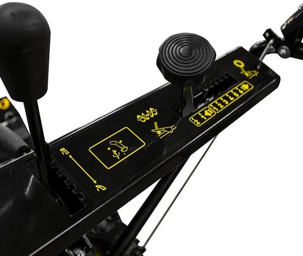 Снегоуборщик Champion ST655 - фото2