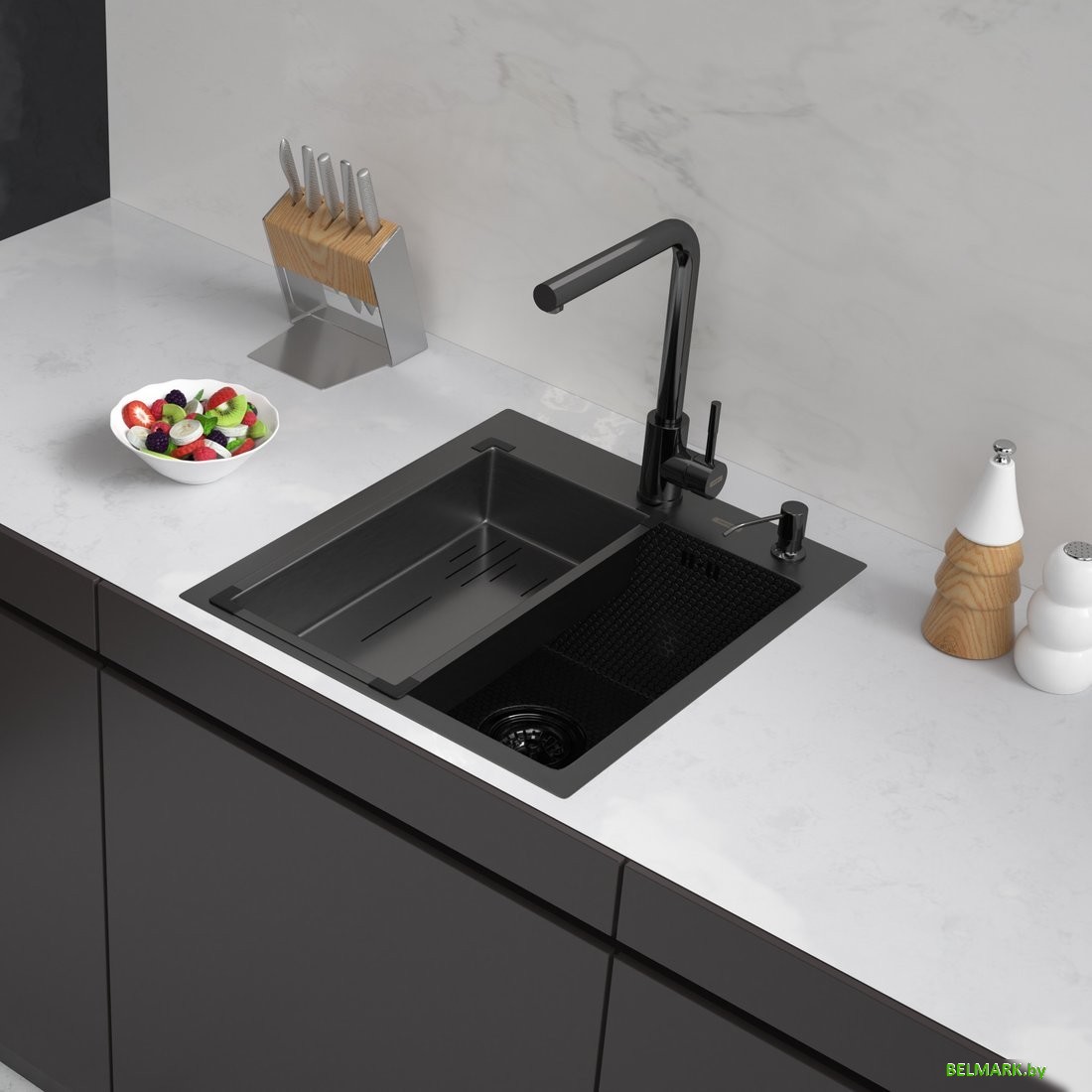 Кухонная мойка ARFEKA Eco AR мойка 450*500, коландер G, дозатор Black Decor - фото