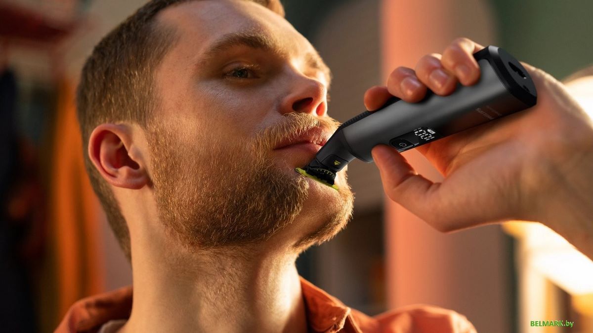 Универсальный триммер Philips OneBlade Pro 360 Face + Body QP6652/61 - фото2