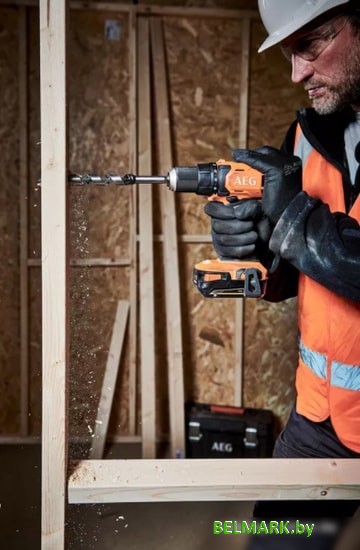 Дрель-шуруповерт AEG Powertools BS 18G4-202C 4935478630 (с 2-мя АКБ, кейс) - фото2