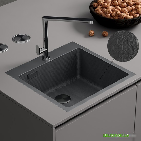 Кухонная мойка Roxen Snake 560220-50-BS (50*48) PVD графит/текстурная поверхность (с коландером и дозатором) - фото